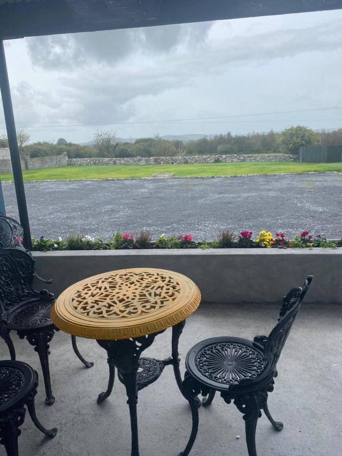 The Burren Inn Tubber Exterior foto